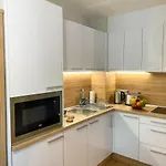 Aqua Apartment *