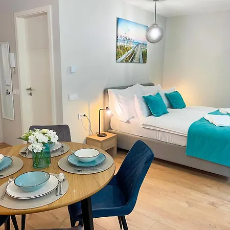 Aqua Apartment *